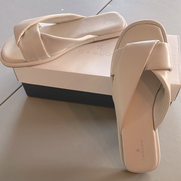 NWT Cream Caslon Slides - Picture 1 of 6